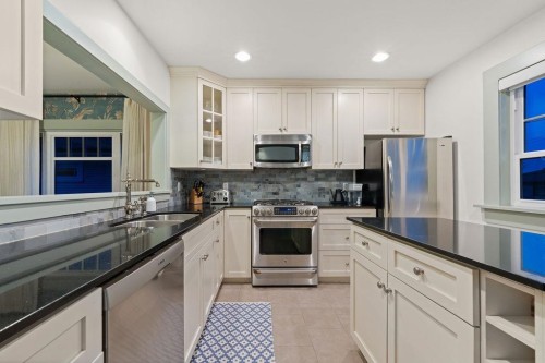 6591 Vine Street, Vancouver, BC 