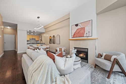 123 Aquarius Mews, Vancouver, BC 