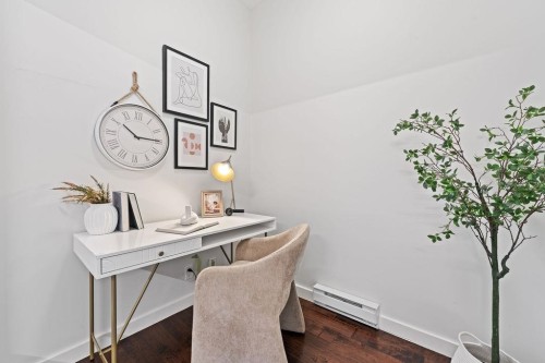 123 Aquarius Mews, Vancouver, BC 