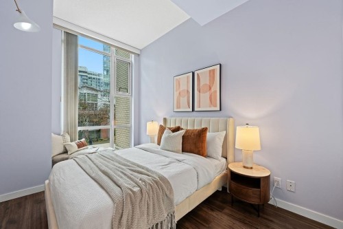 123 Aquarius Mews, Vancouver, BC 