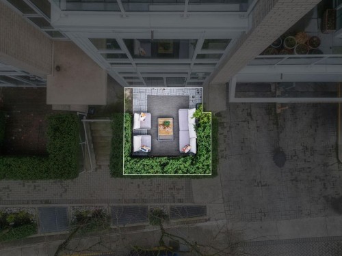 123 Aquarius Mews, Vancouver, BC 