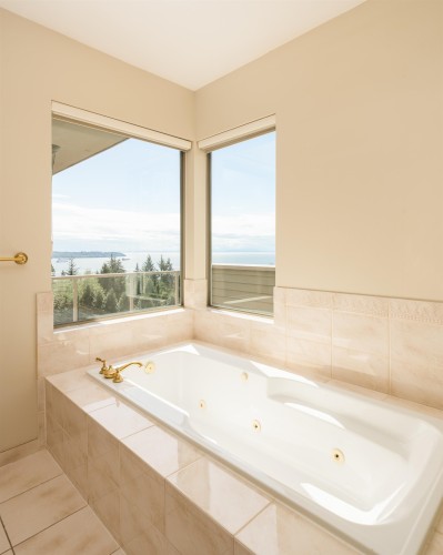 3112 Deer Ridge Drive, West Vancouver, BC 