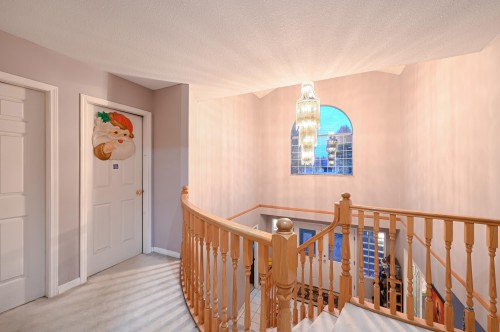 6889 Kerr Street, Vancouver, BC 