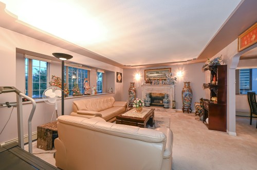 6889 Kerr Street, Vancouver, BC 