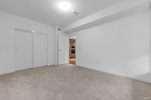 612-8160 Mcmyn Way, Richmond, BC 