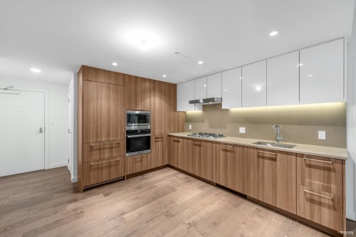 612-8160 Mcmyn Way, Richmond, BC 