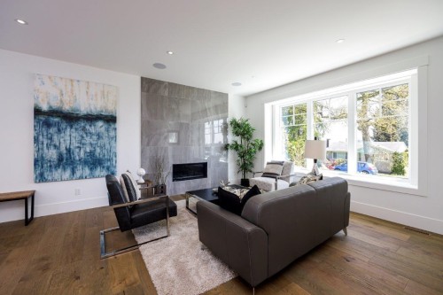 1028 Calverhall Street, North Vancouver, BC 