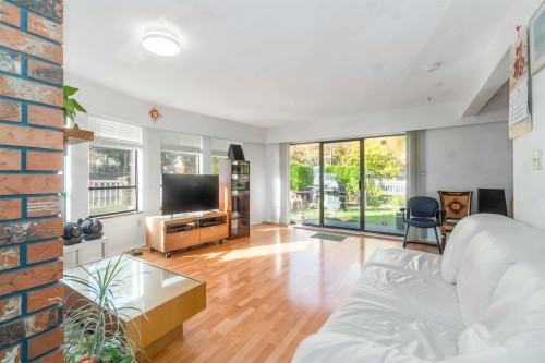 5820 Earles Street, Vancouver, BC 