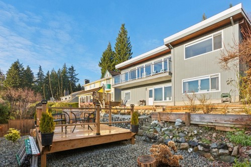 637 Alpine Court, North Vancouver, BC 