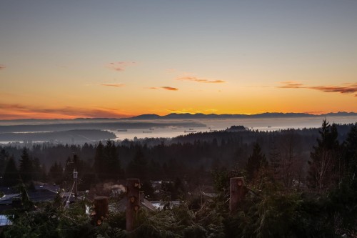 637 Alpine Court, North Vancouver, BC 