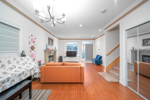 7150 Canada Way, Burnaby, BC 