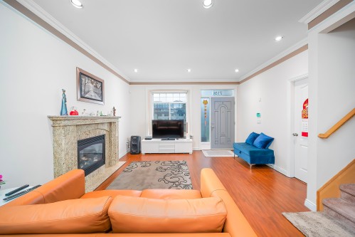 7150 Canada Way, Burnaby, BC 