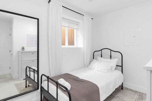 1462 Pitt River Road, Port Coquitlam, BC 