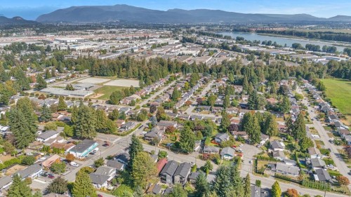 1462 Pitt River Road, Port Coquitlam, BC 