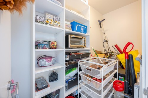 1051 Richards Street, Vancouver, BC 