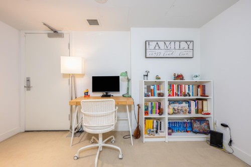 1051 Richards Street, Vancouver, BC 