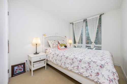 1051 Richards Street, Vancouver, BC 