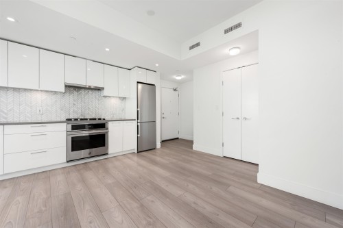 601-8570 Rivergrass Drive, Vancouver, BC 