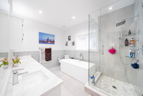 1470 Pitt River Road, Port Coquitlam, BC 