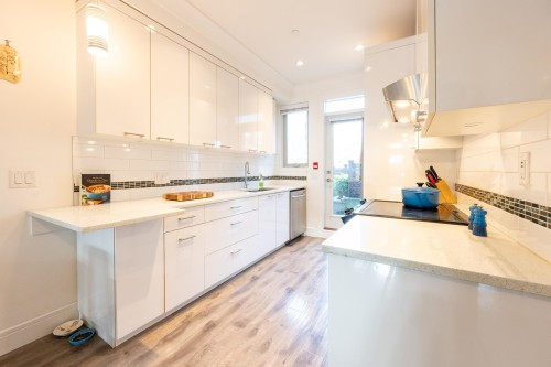 1187 19Th Avenue E, Vancouver, BC 