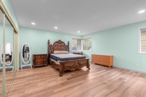 9760 Dayton Avenue, Richmond, BC 