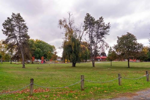 9760 Dayton Avenue, Richmond, BC 