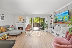 49-1910 Cedar Village Crescent  North Vancouver, BC V7J 3M5