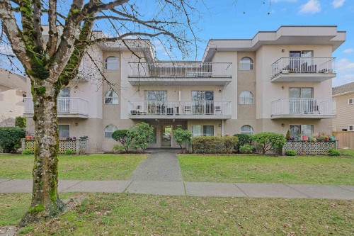 303-458 44th Avenue E Vancouver, BC V5W 1W3