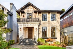 3715 22nd Avenue W Vancouver, BC V6S 1J5