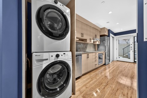 969 18Th Avenue W, Vancouver, BC 