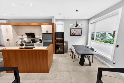 969 18Th Avenue W, Vancouver, BC 