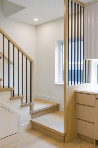 2430 49Th Avenue W, Vancouver, BC 