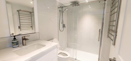 1101-183 Keefer Place, Vancouver, BC 