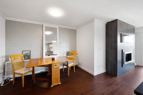 213-365 1St Street E, North Vancouver, BC 