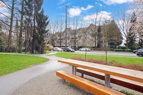 213-365 1St Street E, North Vancouver, BC 