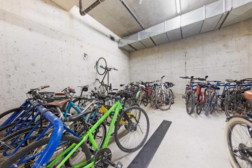 213-365 1St Street E, North Vancouver, BC 