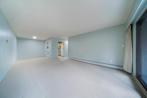 320-1385 Draycott Road, North Vancouver, BC 