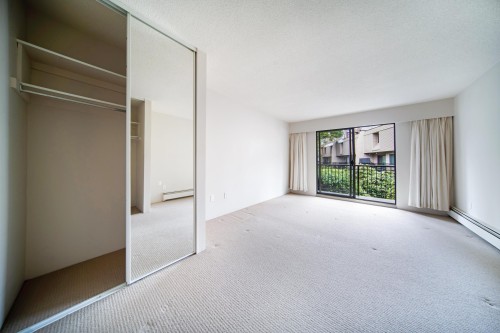 320-1385 Draycott Road, North Vancouver, BC 