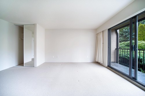 320-1385 Draycott Road, North Vancouver, BC 