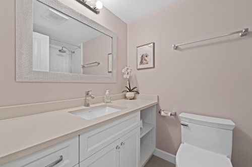 305-8775 Cartier Street, Vancouver, BC 