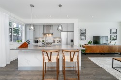 16-3535 Princeton Avenue  Coquitlam, BC V3E 0P1