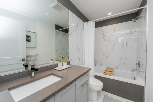 16-3535 Princeton Avenue, Coquitlam, BC 