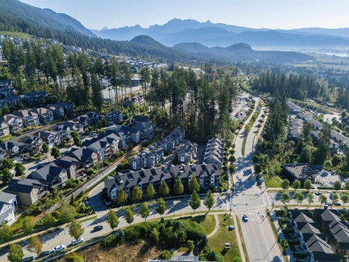 16-3535 Princeton Avenue, Coquitlam, BC 