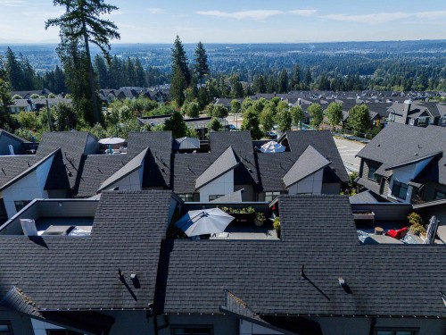 16-3535 Princeton Avenue, Coquitlam, BC 