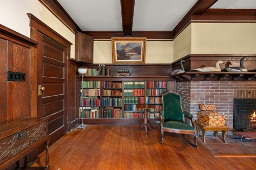 6376 Collingwood Street, Vancouver, BC 