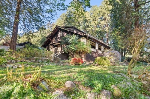 6376 Collingwood Street, Vancouver, BC 