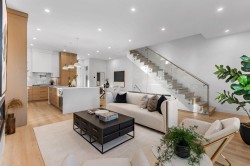 4-1536 Duthie Avenue  Burnaby, BC V5A 2R6