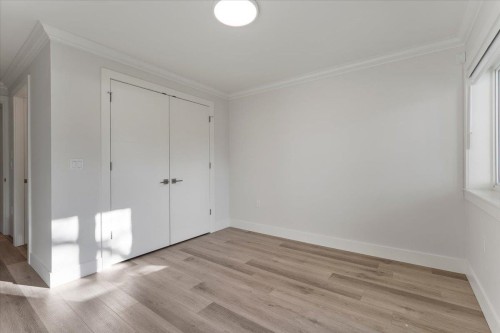 2229 16Th Avenue W, Vancouver, BC 