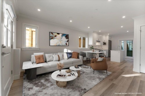 2229 16Th Avenue W, Vancouver, BC 