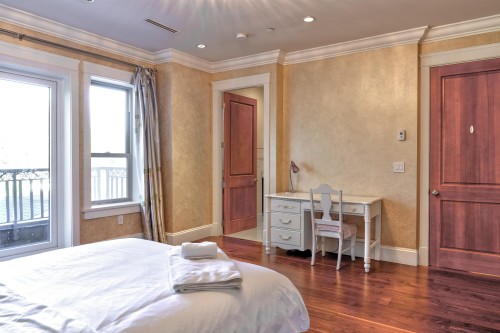 2237 37Th Avenue W, Vancouver, BC 